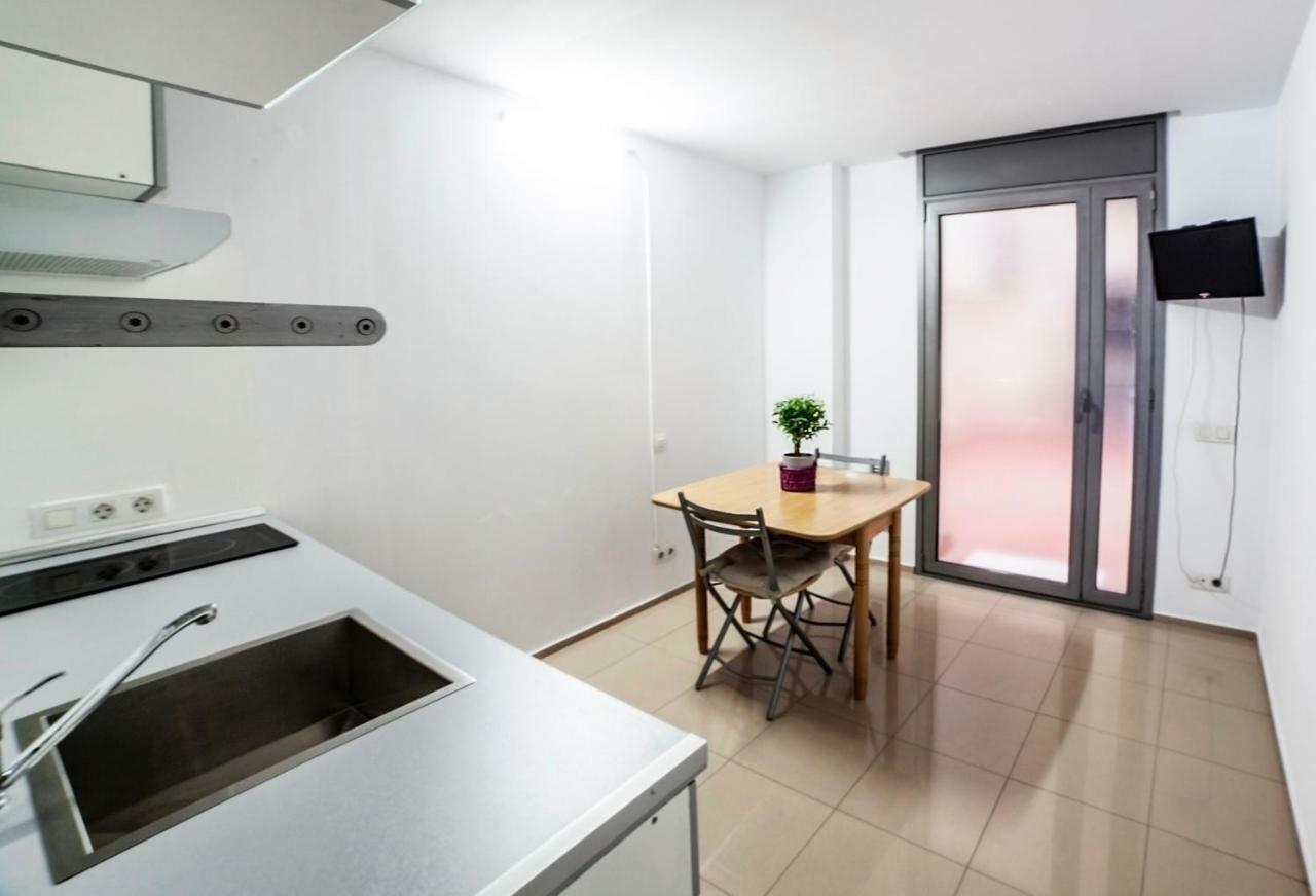 Comfortable Room Barcelona Center Exterior foto